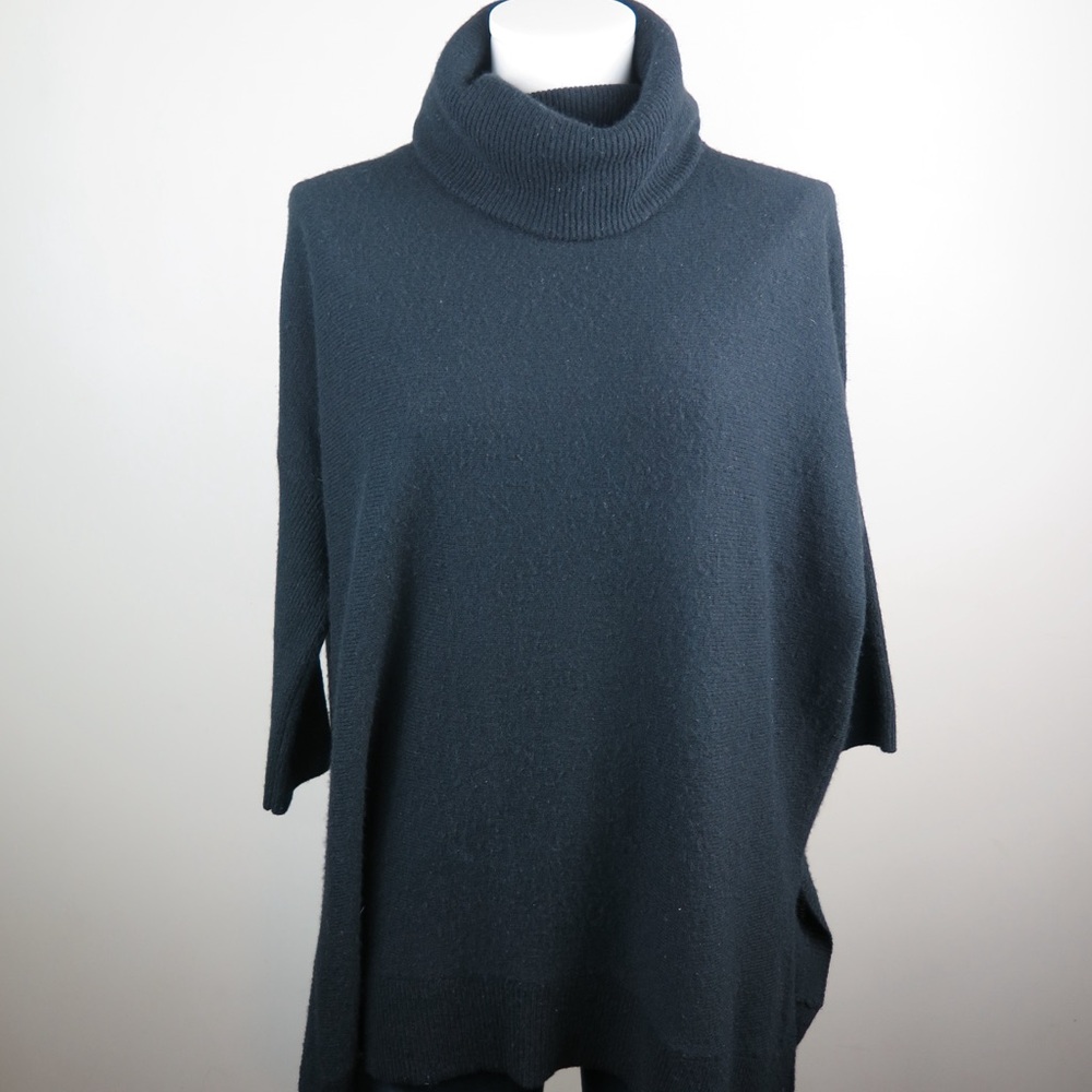 Aqua Cashmere Black Classic Turtleneck Tunic Quiet Luxury Sweater